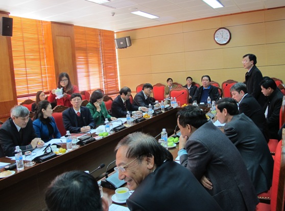 Tổ thảo luận công tác dân vận