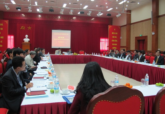 Tổ thảo luận công tác văn phòng cấp ủy