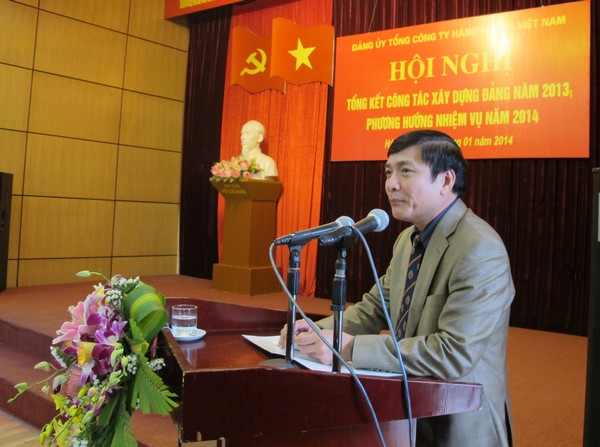 Đồng chí Bùi Văn Cường - Bí thư Đảng ủy Khối DNTW phát biểu chỉ đạo tại Hội nghị