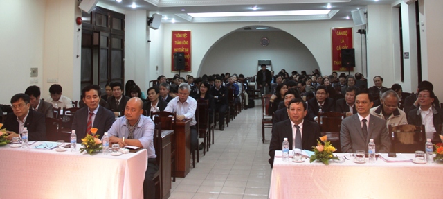 Các đại biểu dự Hội nghị.