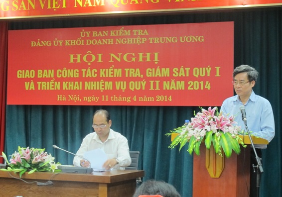 Đồng chí Nguyễn Quang Dương - Phó Bí thư Đảng ủy Khối phát biểu chỉ đạo tại Hội nghị