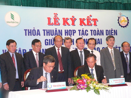 Lễ ký kết Quy chế phối hợp công tác và Thỏa thuận hợp tác toàn diện