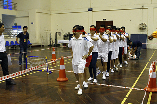 Các đội tham gia thi đấu