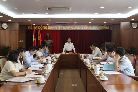 Quang cảnh buổi làm việc