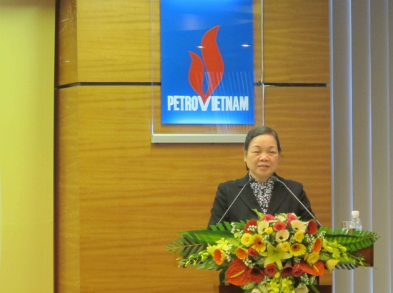 Đồng chí Hà Thị Khiết - Bí thư Trung ương Đảng, Trưởng Ban Dân vận Trung ương, Trưởng Ban Chỉ đạo Trung ương về thực hiện Quy chế dân chủ ở cơ sở đến dự và phát biểu chỉ đạo