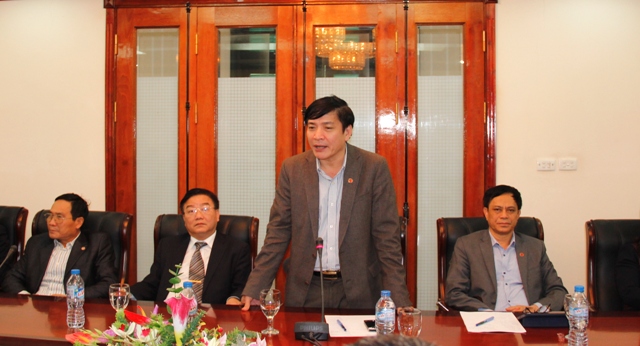 Đồng chí Bí thư Đảng ủy Khối DNTW phát biểu, chúc Tết cán bộ, đảng viên, công nhân viên, lao động Công ty.