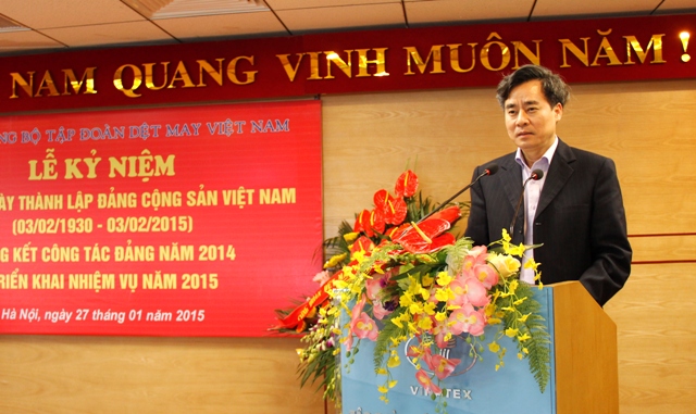 Đồng chí Nguyễn Quang Dương, Phó Bí thư Đảng ủy Khối phát biểu chỉ đạo tại Hội nghị.