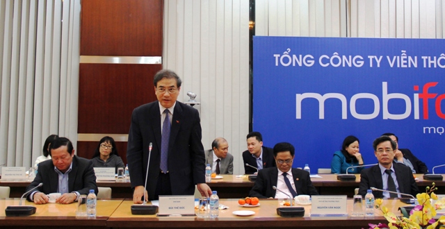 Đồng chí Bùi Thế Đức, Phó Trưởng Ban Tuyên giáo Trung ương phát biểu tại buổi gặp mặt.