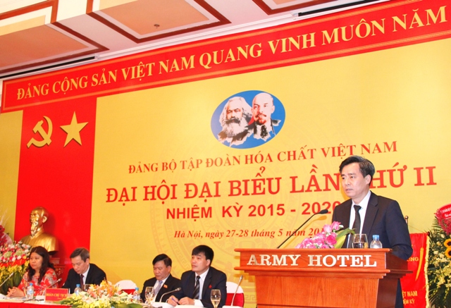 Đồng chí Nguyễn Quang Dương, Phó Bí thư Thường trực Đảng ủy Khối phát biểu chỉ đạo tại Đại hội.