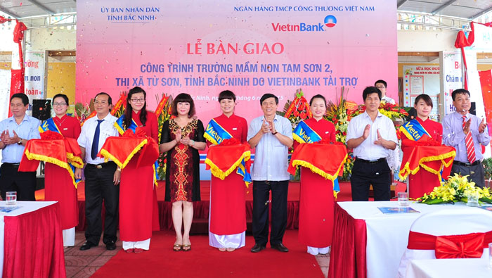 Lễ cắt băng khánh thành