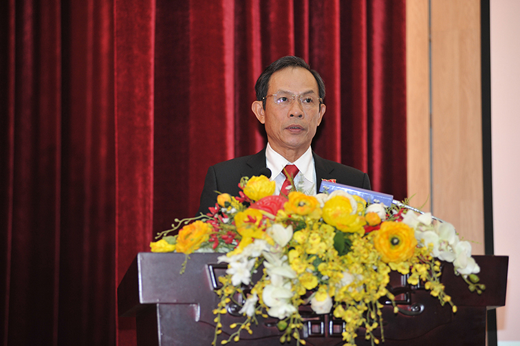 Đồng chí Trần Ngọc Thuận - Ủy viên Ban thường vụ Đảng ủy Khối DNTW, Bí thư Đảng ủy, Tổng giám đốc VRG phát biểu tại Đại hội