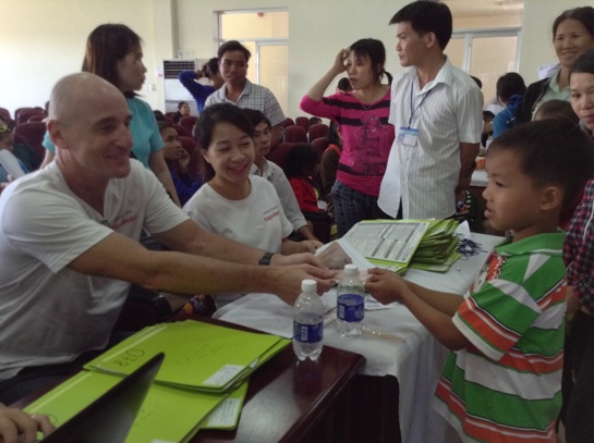 ExxonMobil mang tới nụ cười trên gương mặt những trẻ em Việt Nam bị dị tật khe hở môi, hàm ếch