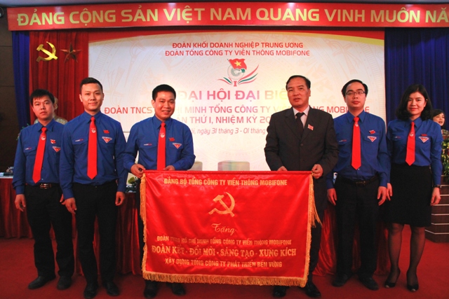 nhận bức trướng