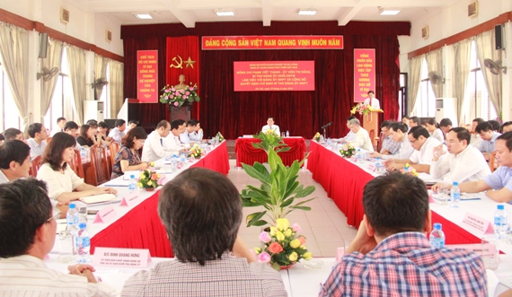 Đồng chí Phạm Viết Thanh - Ủy viên BCH Trung ương Đảng, Bí thư Đảng ủy Khối Doanh nghiệp Trung ương chủ trì buổi làm việc