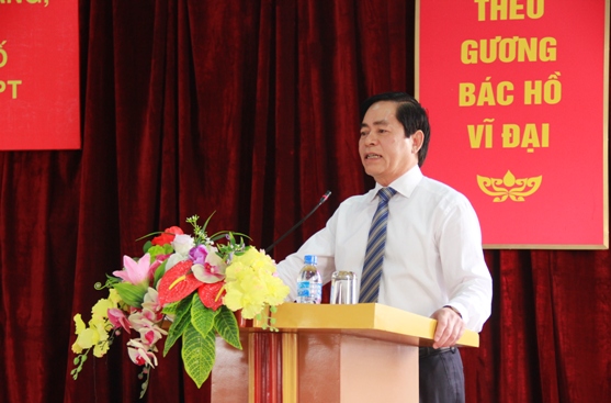 đồng chí Phạm Viết Thanh - Ủy viên BCH Trung ương Đảng, Bí thư Đảng ủy Khối Doanh nghiệp Trung ương phát biểu tại buổi làm việc