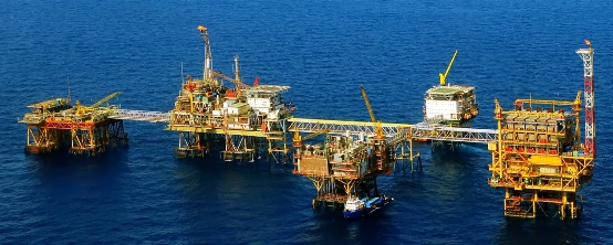 Hoạt động thăm dò - khai thác dầu khí của Vietsovpetro trong 35 năm qua có ý nghĩa kinh tế - xã hội vô cùng to lớn