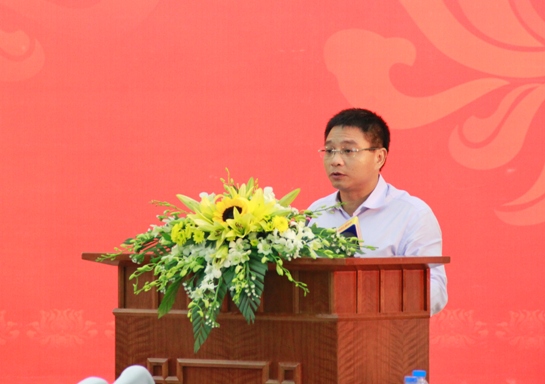 Đại diện Đảng ủy VietinBank tham luận tại Hội thảo