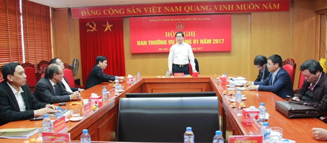 Đồng chí Phạm Viết Thanh - Ủy viên Trung ương Đảng, Bí thư Đảng ủy Khối DNTW chủ trì Hội nghị.