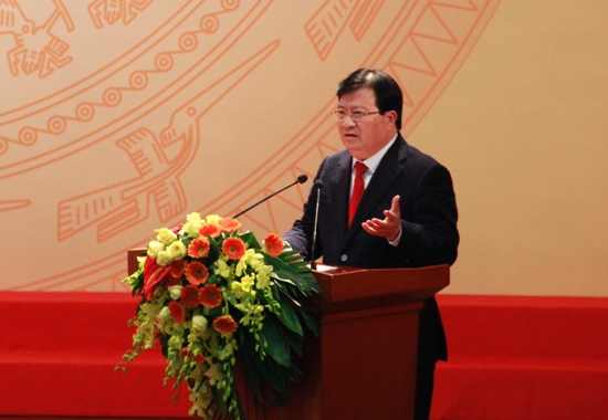 Phó Thủ tướng Chính phủ Trịnh Đình Dũng phát biểu tại Hội nghị