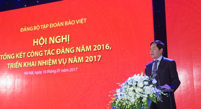 Đồng chí Phạm Viết Thanh - Ủy viên Trung ương Đảng, Bí thư Đảng ủy Khối Doanh nghiệp Trung ương phát biểu tại Hội nghị Tổng kết công tác xây dựng Đảng năm 2016, triển khai nhiệm vụ năm 2017 của Đảng bộ Tập đoàn Bảo Việt.