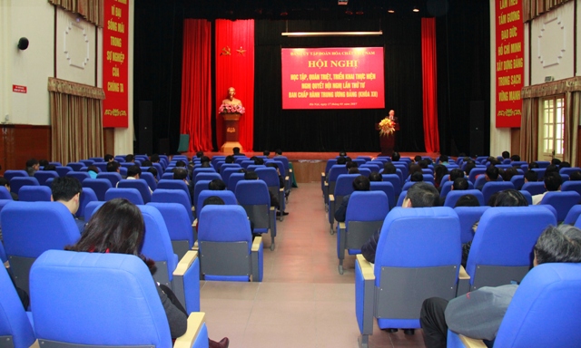 Đảng ủy Vinachem học tập, quán triệt Nghị quyết Trung ương 4 khóa XII và Chỉ thị 05 của Bộ Chính trị.