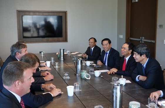 Lãnh đạo Tập đoàn Dầu khí Việt Nam và PVEP gặp gỡ trao đổi cùng đối tác Murphy