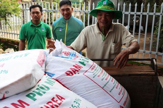 Đạm Phú Mỹ là thương hiệu phân bón được bà con nông dân tin dùng