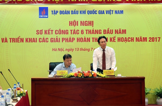 Lãnh đạo Bộ Công thương và PVN chủ trì Hội nghị