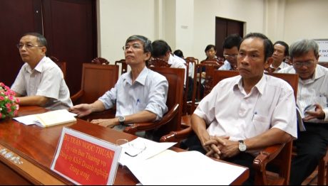 Đồng chí Trần Ngọc Thuận – Ủy viên Thường vụ Đảng ủy Khối DNTW, Bí thư Đảng ủy, Tổng Giám đốc VRG chủ trì Hội nghị (Điểm cầu phía Nam)