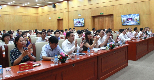 Các đại biểu dự Hội nghị.