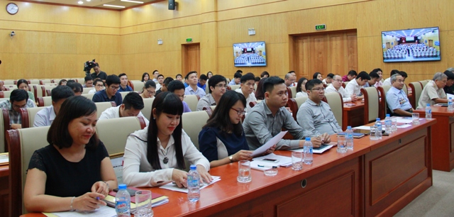 Các đại biểu dự Hội nghị.