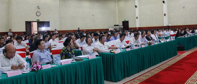 Các đại biểu dự buổi thuyết trình.