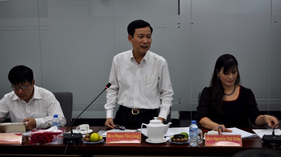 Đồng chí Phạm Tấn Công - Phó Bí thư Đảng ủy Khối DNTW phát biểu tại Hội nghị
