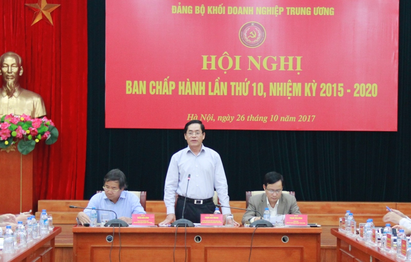 Đồng chí Phạm Viết Thanh - Ủy viên Trung ương Đảng, Bí thư Đảng ủy Khối phát biểu tại Hội nghị.