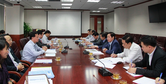 Quang cảnh buổi làm việc.