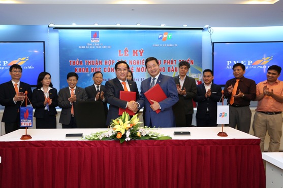 PVEP ký thỏa thuận hợp tác nghiên cứu phát triển công nghệ mới trong dầu khí với Tập đoàn FPT