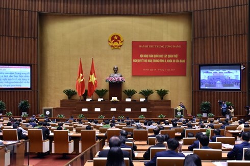 Quang cảnh Hội nghị của Trung ương.