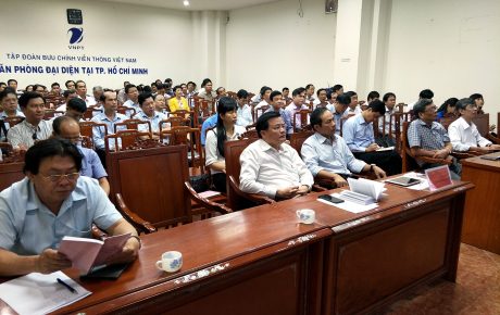 tại điểm cầu Văn phòng đại diện Tập đoàn Bưu chính viễn thông Việt Nam.