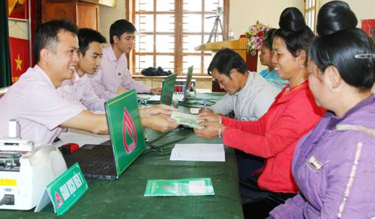 Nguồn vốn ưu đãi đã tạo cơ hội cho người nghèo và các đối tượng chính sách thoát nghèo bền vững góp phần thực hiện thành công các Chương trình mục tiêu quốc gia