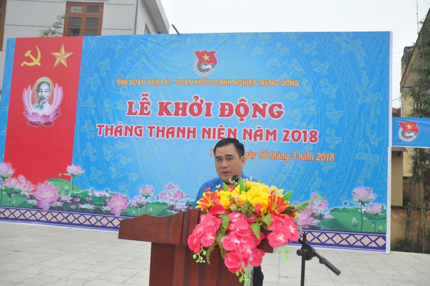 Đồng chí Vũ Đức Tú, Ủy viên BTV Trung ương Đoàn, Bí thư Đoàn Khối phát động Tháng thanh niên năm 2018.