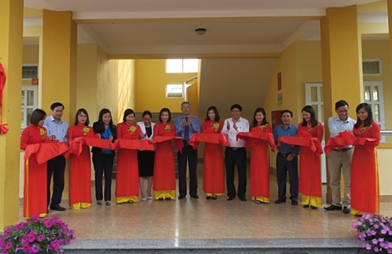 Cắt băng khánh thành Trường Mầm non xã Hạnh Phúc, huyện Thọ Xuân, tỉnh Thanh Hóa