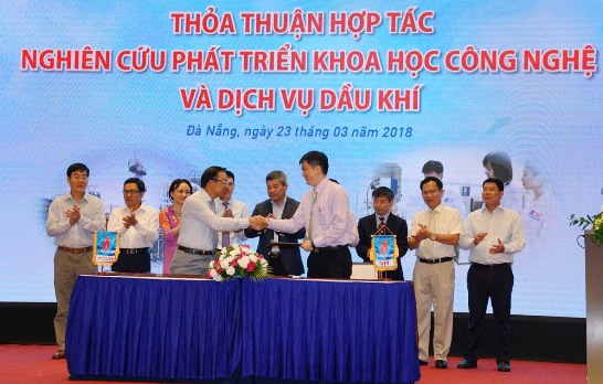 Đại diện hai bên ký Thỏa thuận hợp tác