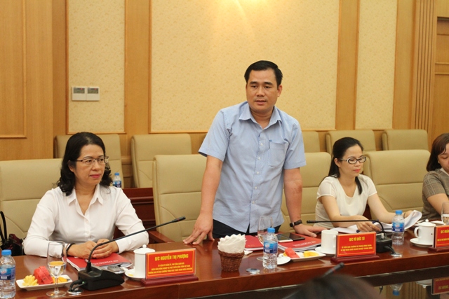 Đồng chí Vũ Đức Tú, Bí thư Đoàn Khối phát biểu tại Hội nghị. 