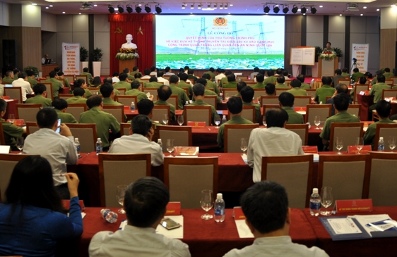 Lễ công bố quyết định của Thủ tướng Chính phủ về việc đưa hệ thống truyền tải điện 500 kV vào Danh mục công trình quan trọng liên quan đến an ninh quốc gia.