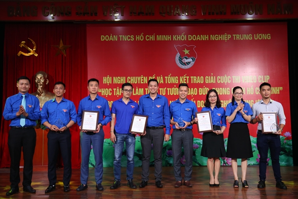 Tác phẩm dự thi từ Đoàn Tổng Công ty Bưu điện Việt Nam, Tập đoàn Điện lực Việt Nam, Tổng Công ty Viễn thông Mobifone, Tập Đoàn Bưu chính Viễn Thông Việt Nam đạt giải Khuyến khích của Cuộc thi.