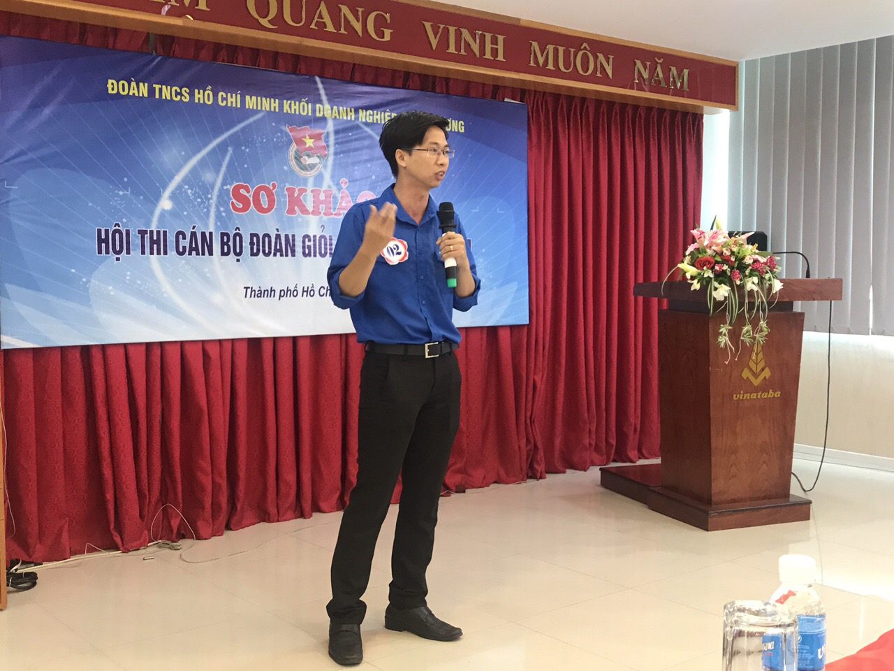 Các thí sinh tham dự phần thi thuyết trình