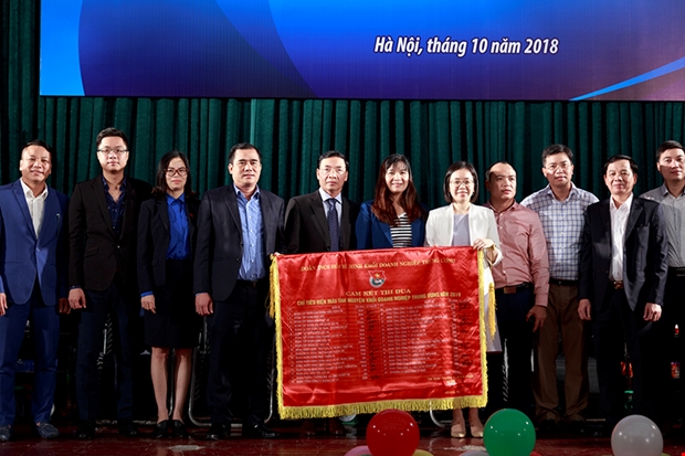 Các cơ sở Đoàn trực thuộc Đoàn Khối Doanh nghiệp Trung ương ký cam kết thực hiện chỉ tiêu hiến máu năm 2019