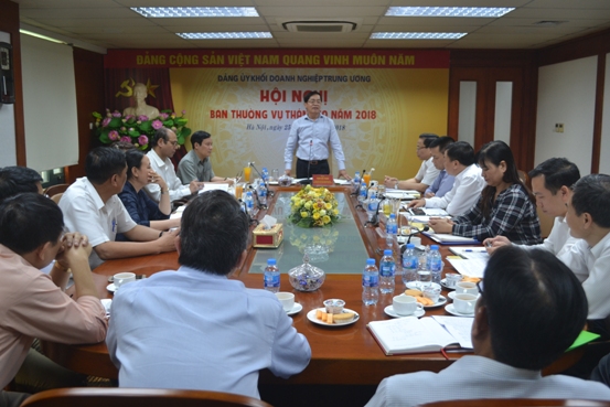 Đồng chí Phạm Viết Thanh - Ủy viên Trung ương Đảng, Bí thư Đảng ủy Khối Doanh nghiệp Trung ương phát biểu tại buổi làm việc với Đảng ủy Tổng công ty Lương thực miền Bắc