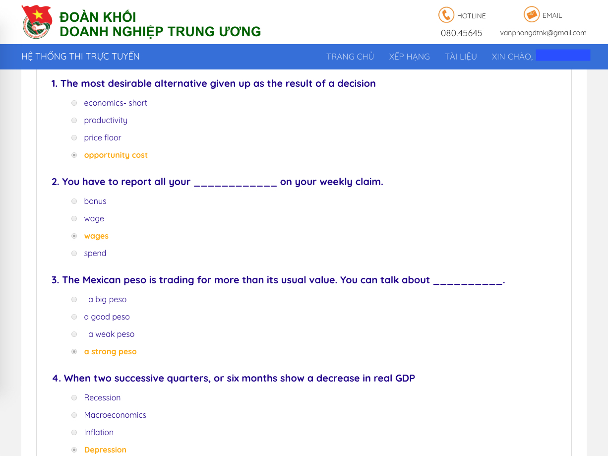 Một bài thi được thể hiện trên máy