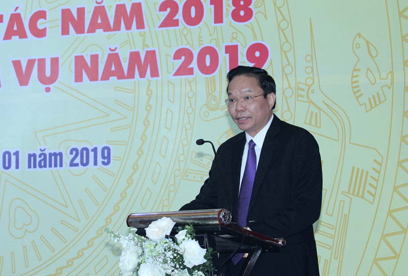 Đồng chí Lê Văn Châu - Phó Bí thư Đảng ủy Khối DNTW phát biểu chỉ đạo tại Hội nghị.